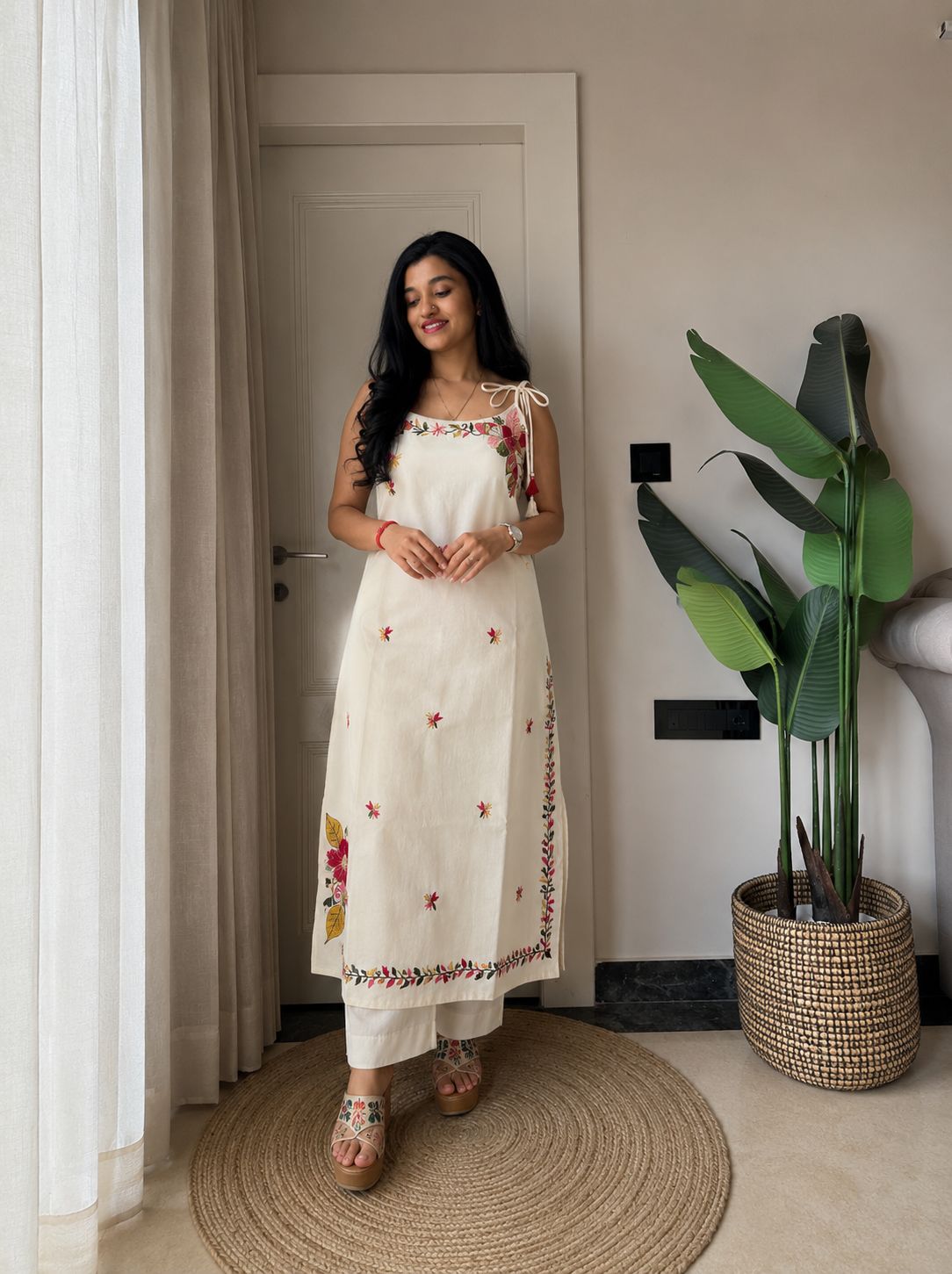 Comfort meets elegance in the most flattering way.